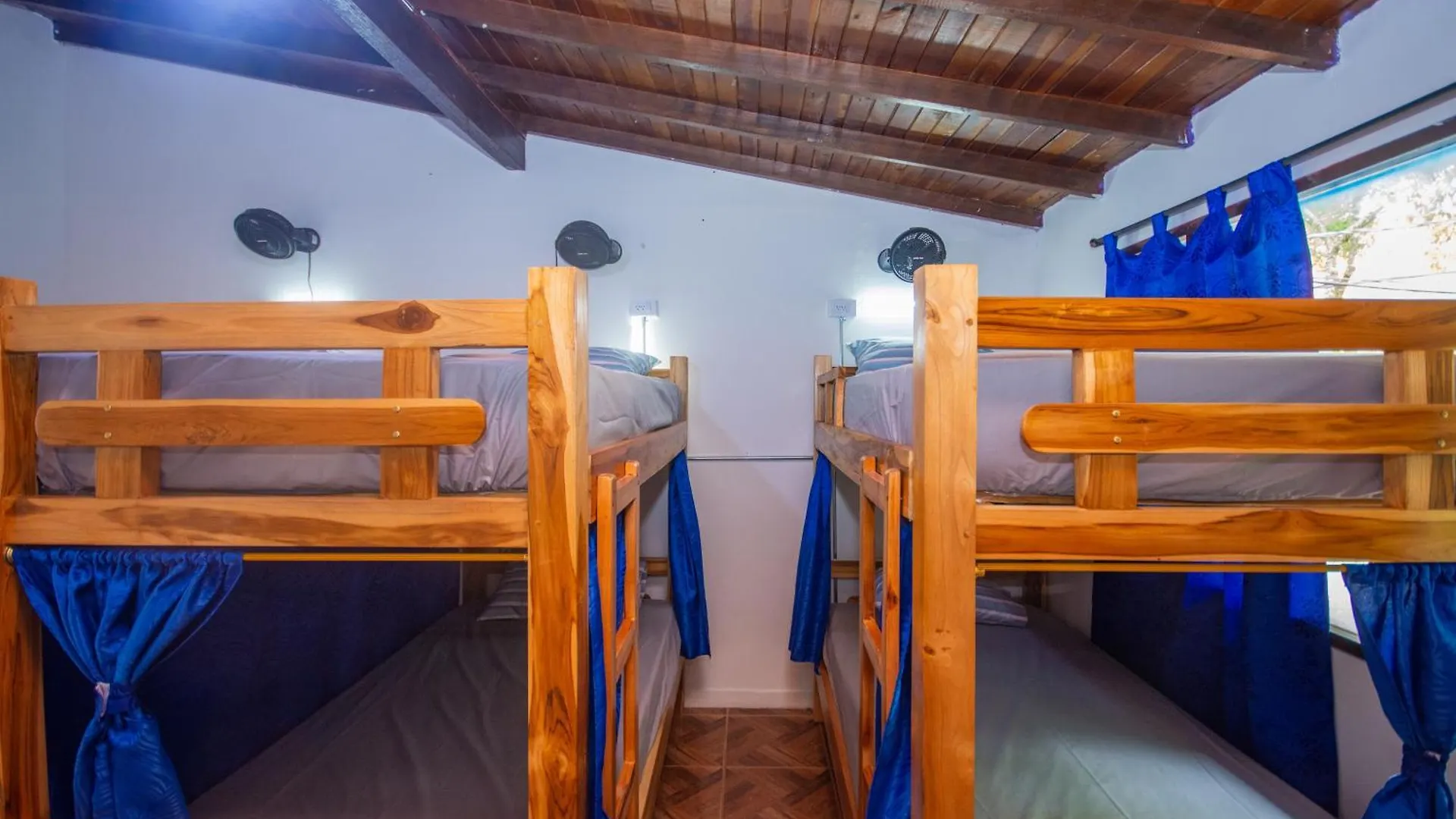 Guest house Blue Coast Hostal Medellin