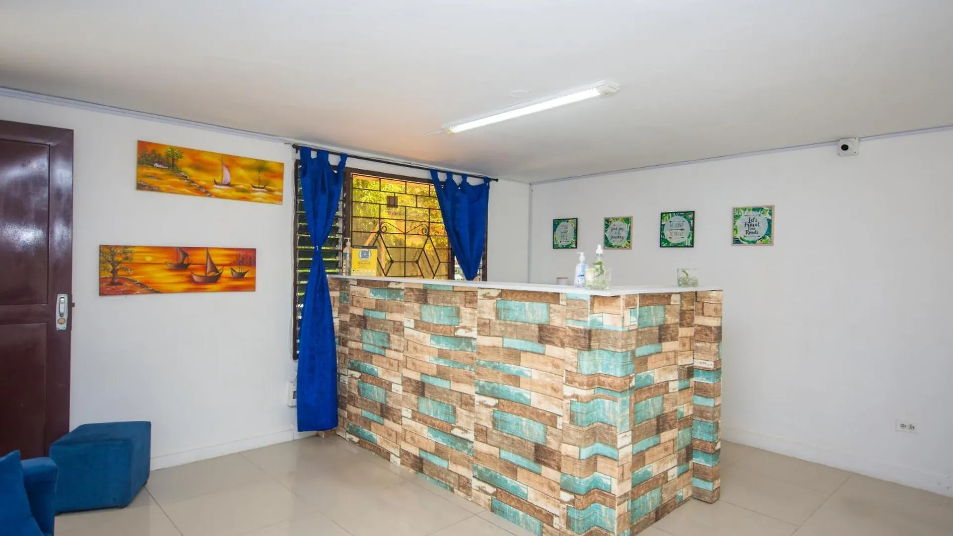Blue Coast Hostal Medellin 0*,